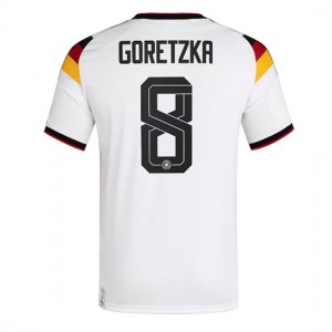 Saksa Leon Goretzka #8 Jalkapallovaatteet Kotipaita MM-kisat 2026 Lyhythihainen